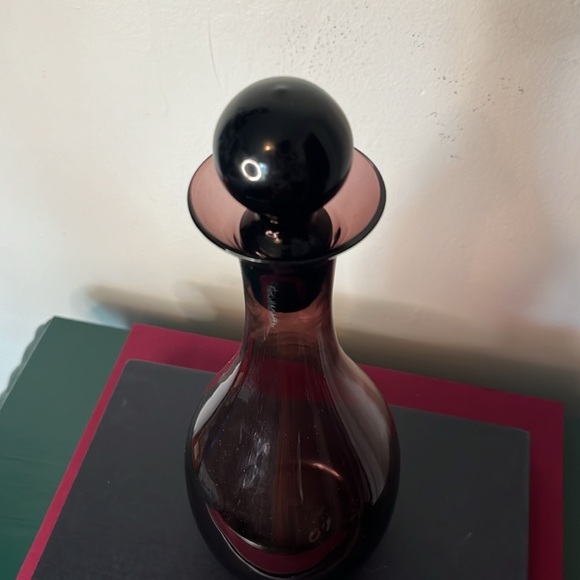MCM VTG Amethyst Purple Glass Decanter w/ Stopper by International Silver Co. - Picture 2 of 7
